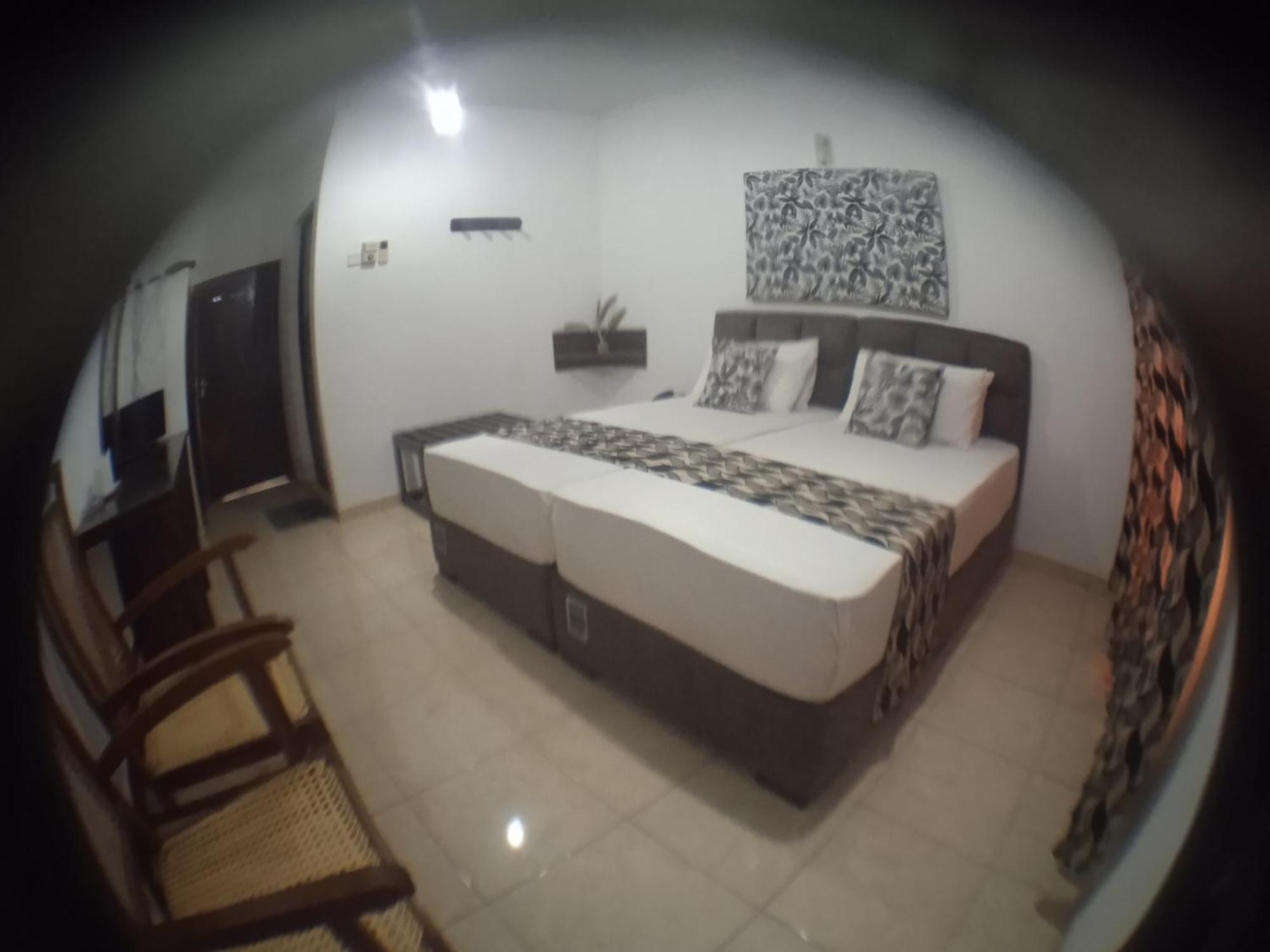 Larn'S Villa Hotel & Apartment Wadduwa Exterior foto